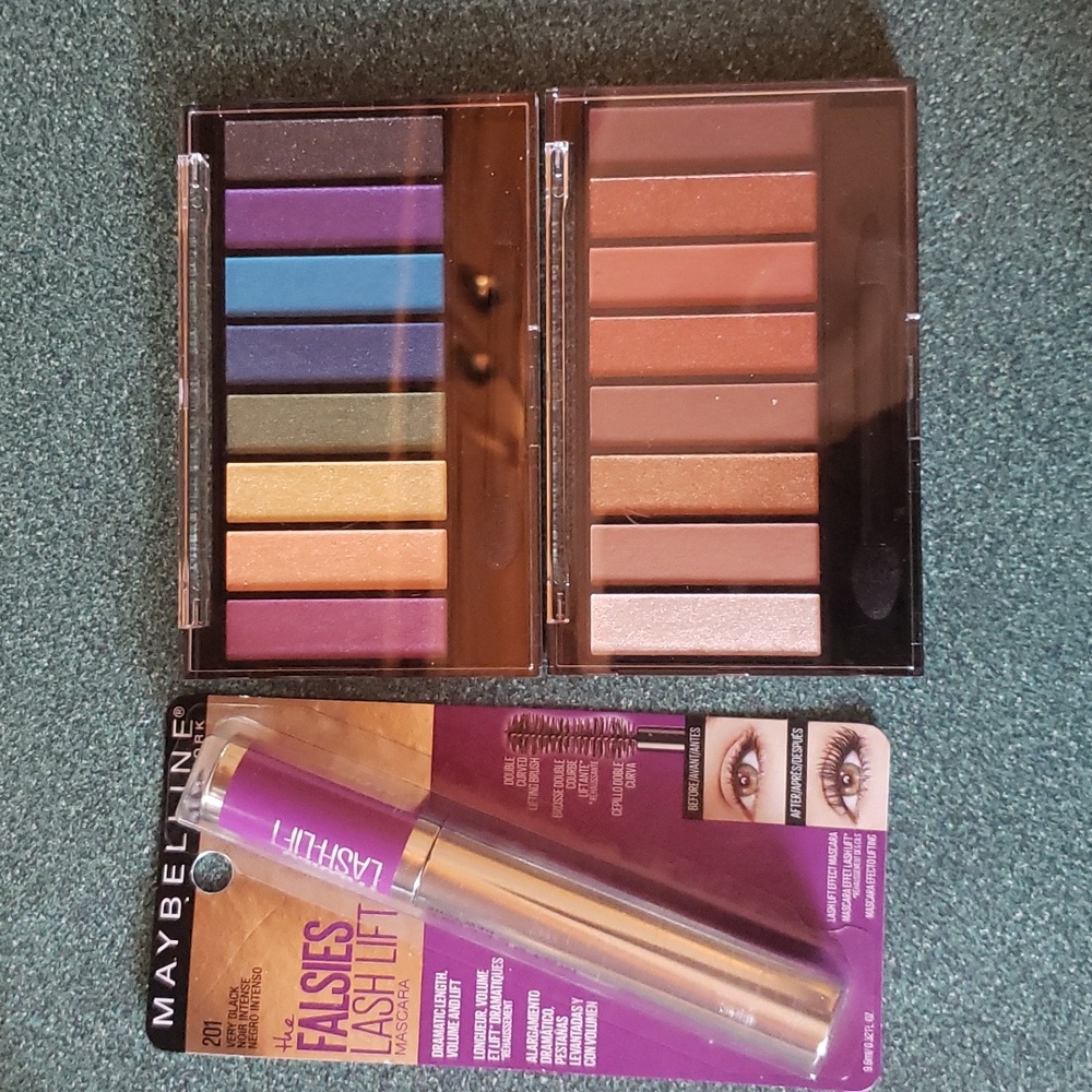 True naked eye pallets and Maybelline falsies mascara very black